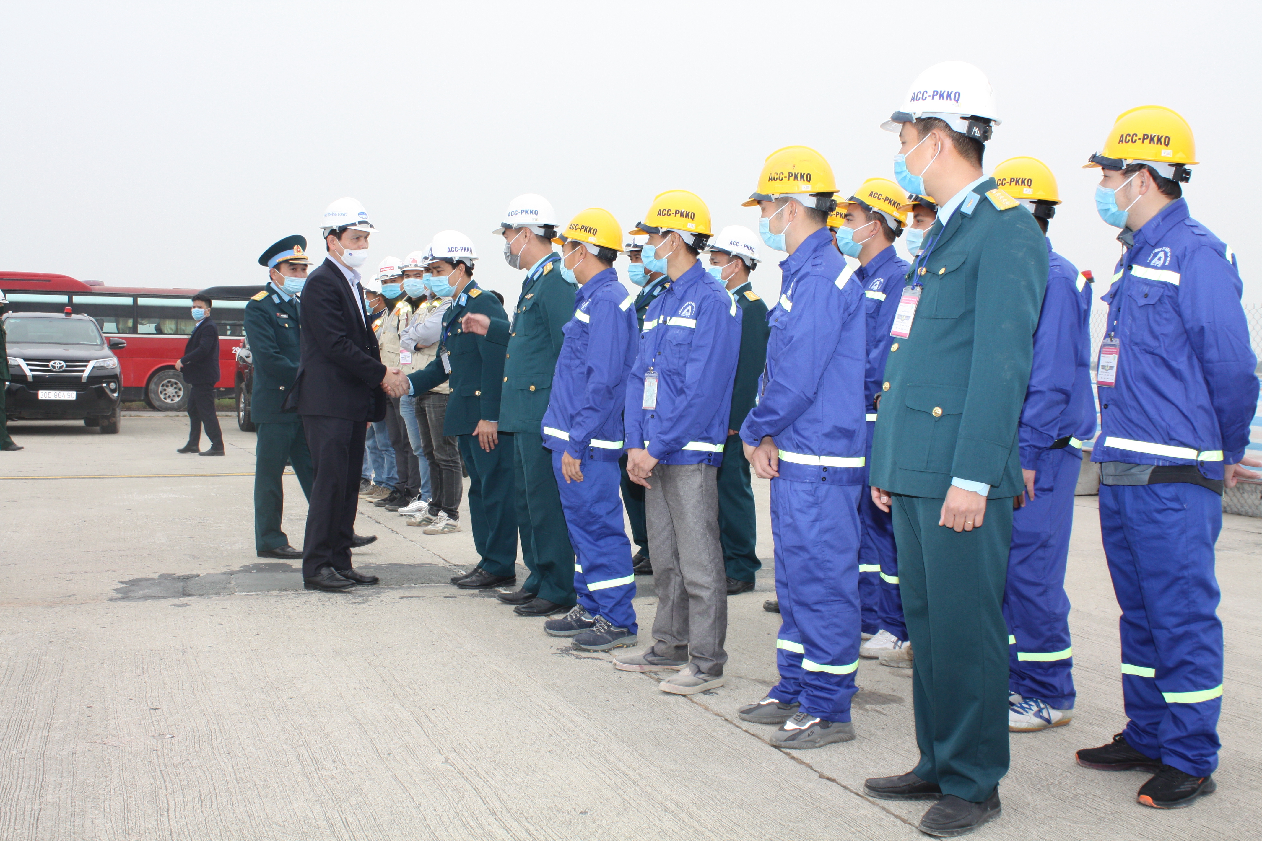 Thứ trưởng Bộ GTVT kiểm tra thi công Công trường Cảng HKQT Nội Bài