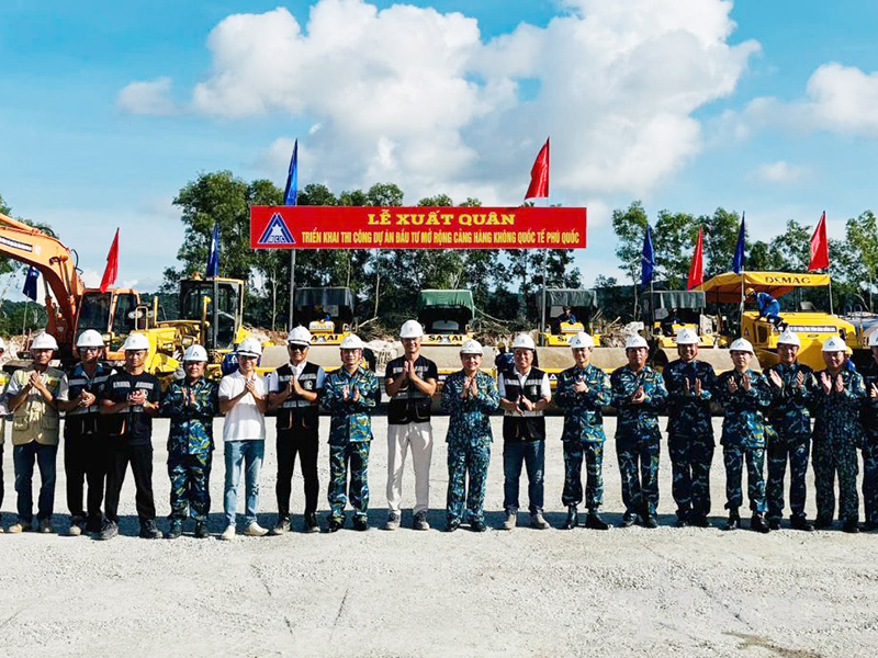 Lính thợ ACC làm việc “xuyên lễ” trên những công trình trọng điểm